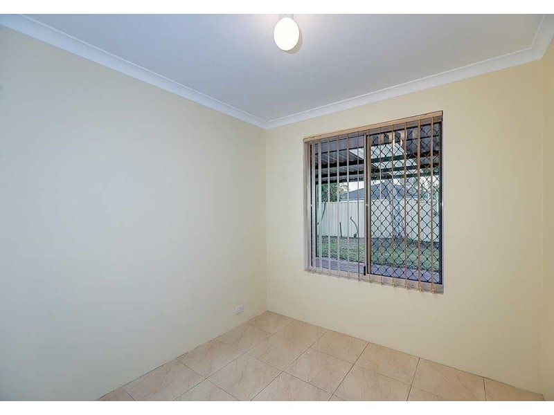 8 Jitti Court, South Guildford WA 6055