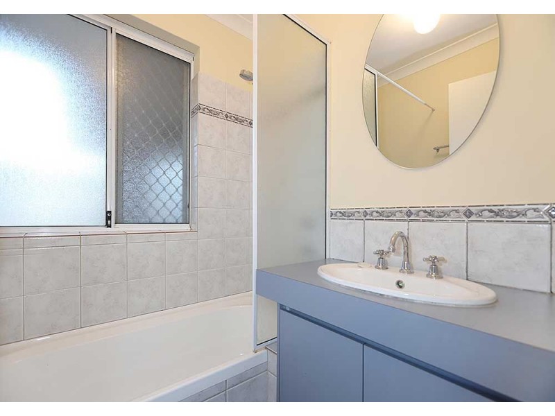 8 Jitti Court, South Guildford WA 6055