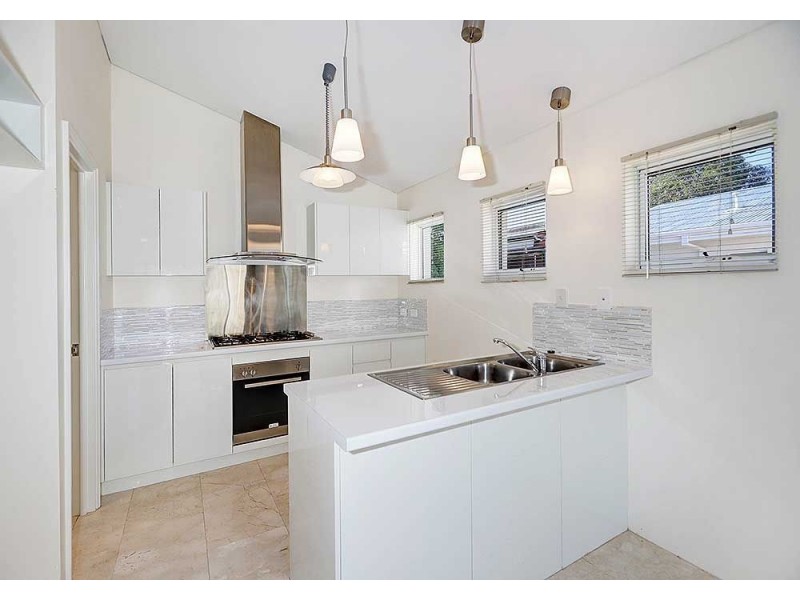 2/33 Hamersley Street, Midland WA 6056