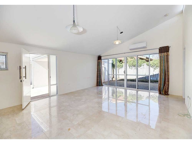 2/33 Hamersley Street, Midland WA 6056