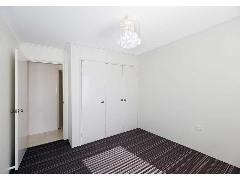 2/33 Hamersley Street, Midland WA 6056