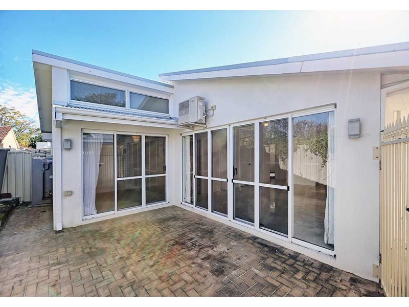 2/33 Hamersley Street, Midland WA 6056