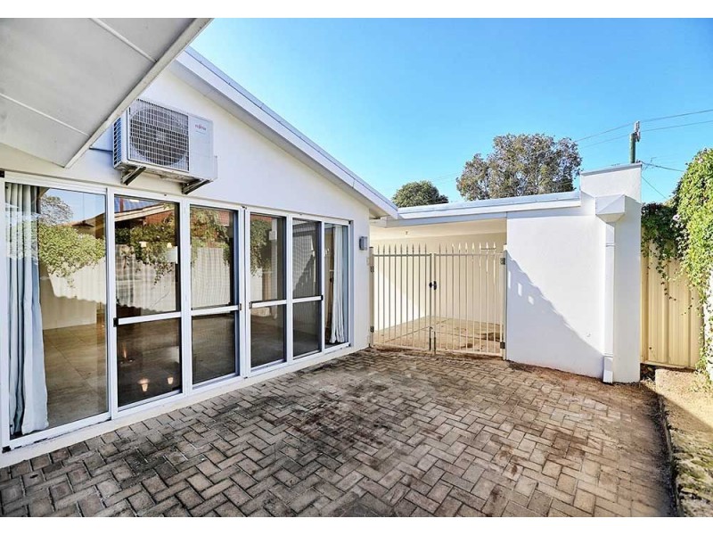 2/33 Hamersley Street, Midland WA 6056