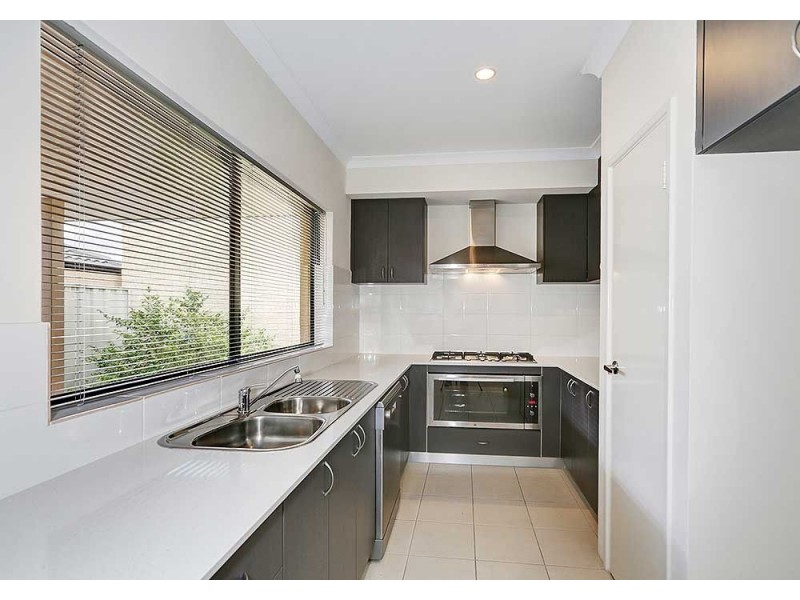 4/23 Larwood Crescent, High Wycombe WA 6057