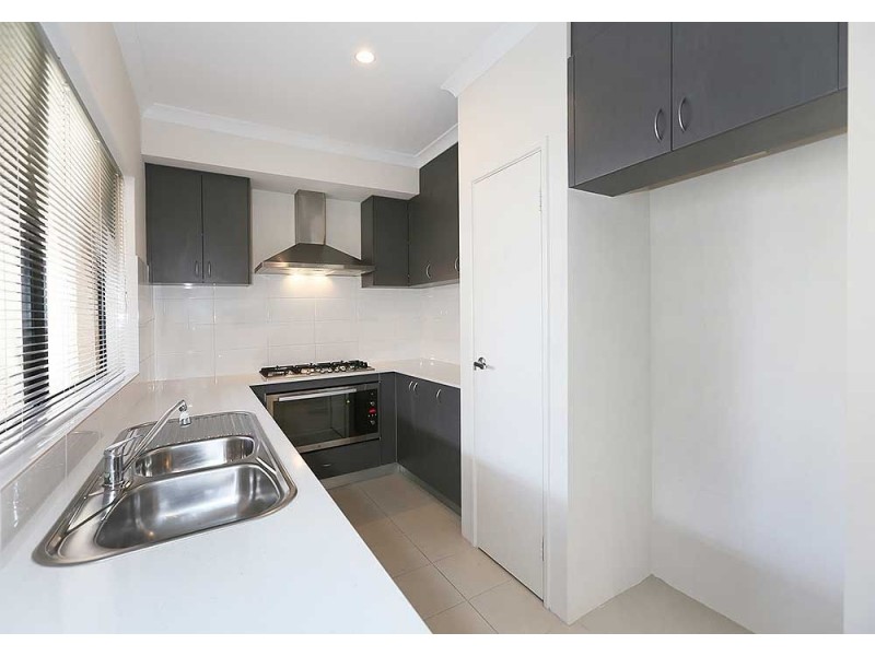 4/23 Larwood Crescent, High Wycombe WA 6057