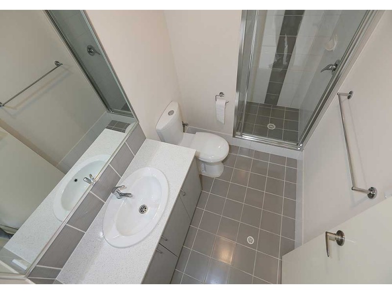 4/23 Larwood Crescent, High Wycombe WA 6057