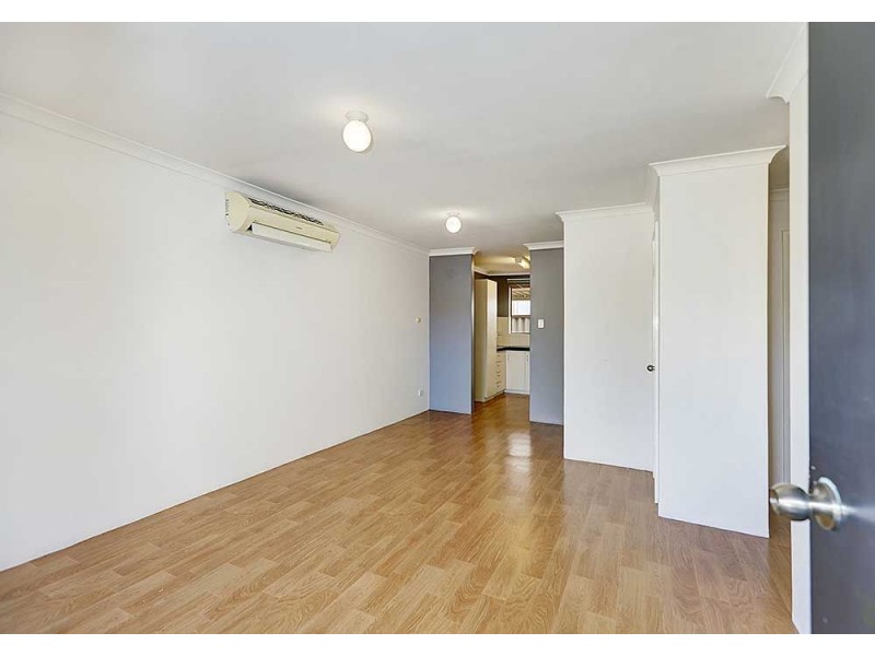 11/7 Park Road, Midvale WA 6056