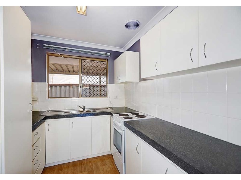 11/7 Park Road, Midvale WA 6056