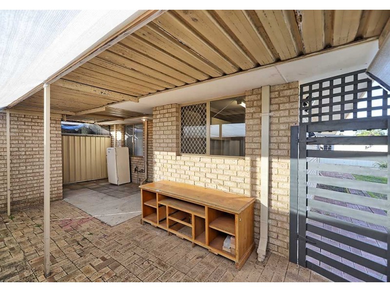 11/7 Park Road, Midvale WA 6056