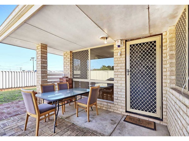 11/7 Park Road, Midvale WA 6056