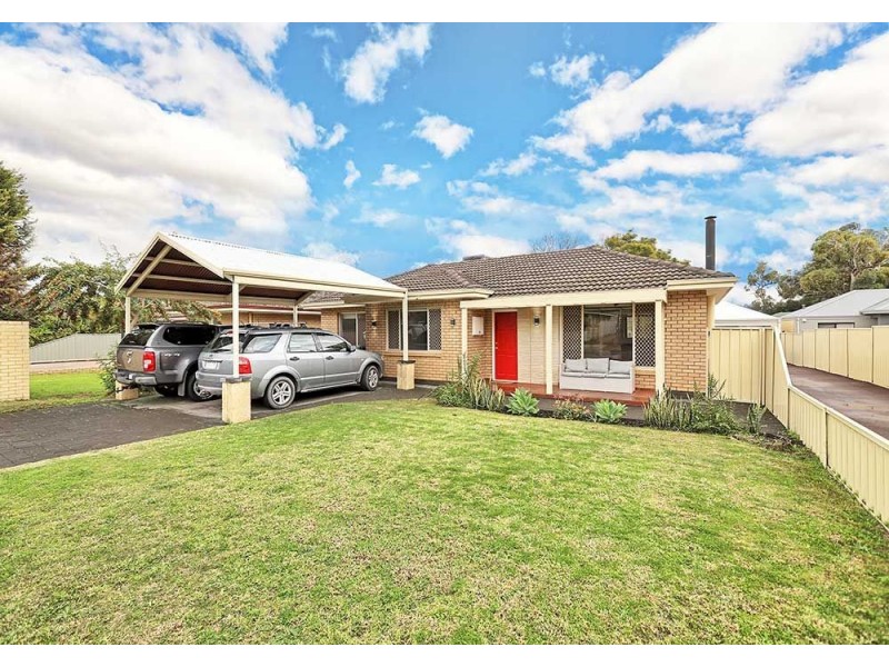 24 Albemarle Way, High Wycombe WA 6057