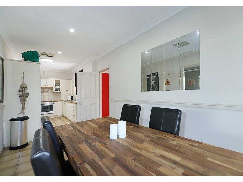 24 Albemarle Way, High Wycombe WA 6057