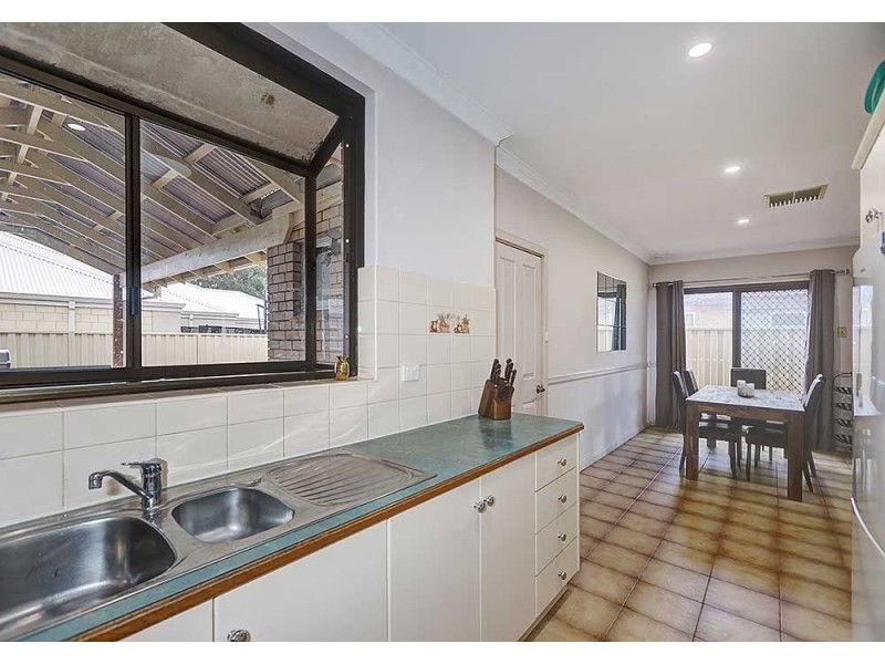 24 Albemarle Way, High Wycombe WA 6057