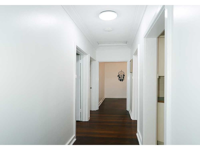 24 Albemarle Way, High Wycombe WA 6057