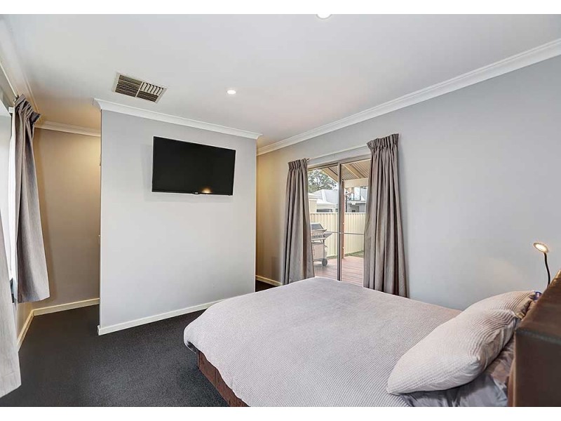 24 Albemarle Way, High Wycombe WA 6057