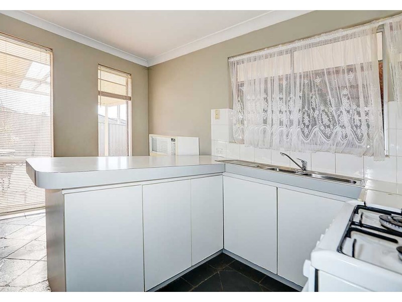 7 Conifer Street, Maddington WA 6109