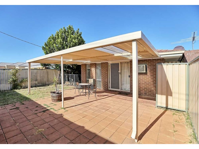 7 Conifer Street, Maddington WA 6109