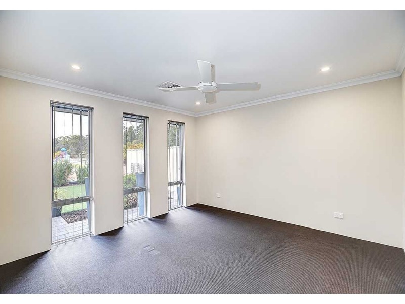 18 Bluebell, High Wycombe WA 6057