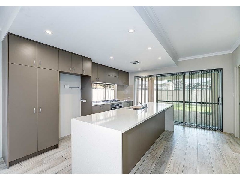 18 Bluebell, High Wycombe WA 6057