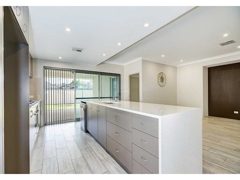 18 Bluebell, High Wycombe WA 6057