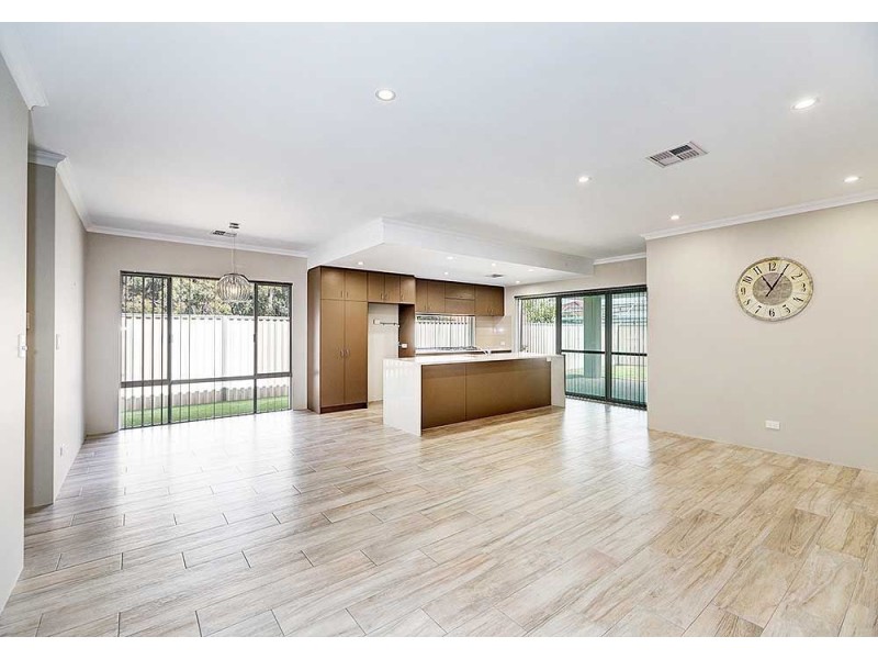 18 Bluebell, High Wycombe WA 6057