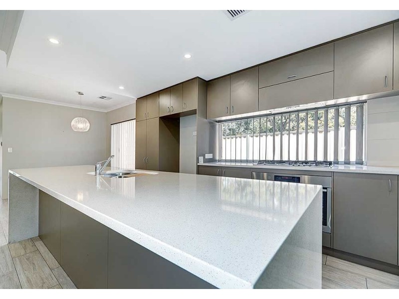 18 Bluebell, High Wycombe WA 6057