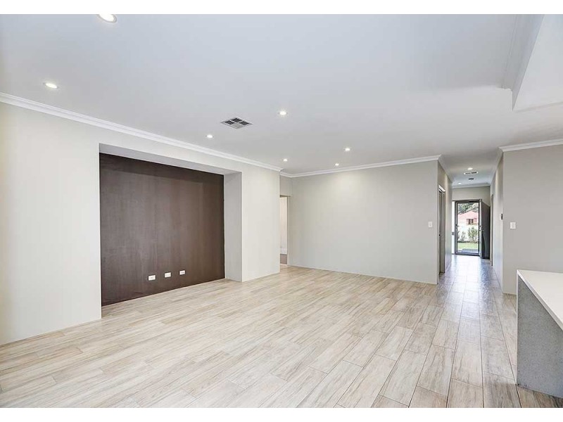 18 Bluebell, High Wycombe WA 6057