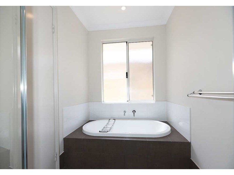 18 Bluebell, High Wycombe WA 6057