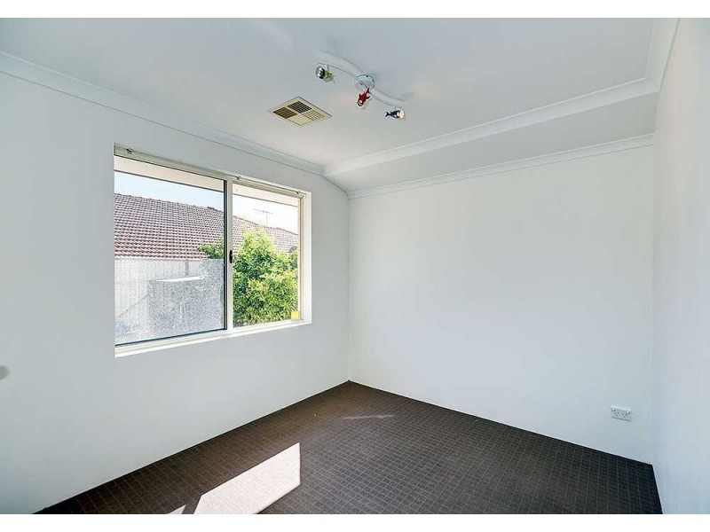 1 Ashford Road, High Wycombe WA 6057