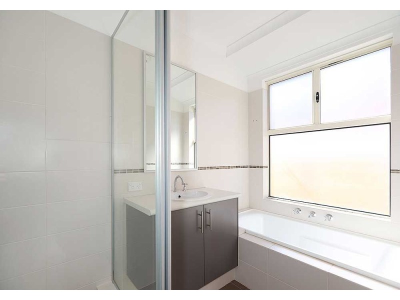 1 Ashford Road, High Wycombe WA 6057