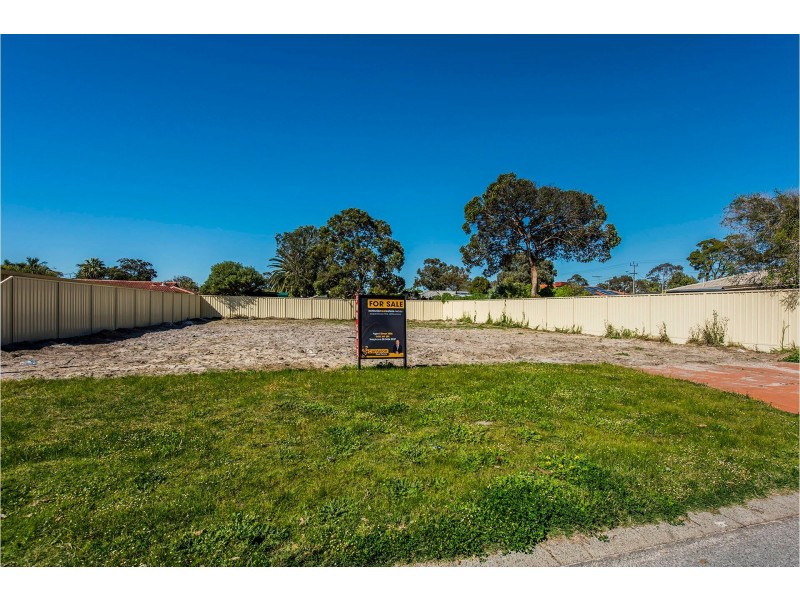 5 Marden Rd, Thornlie WA 6108