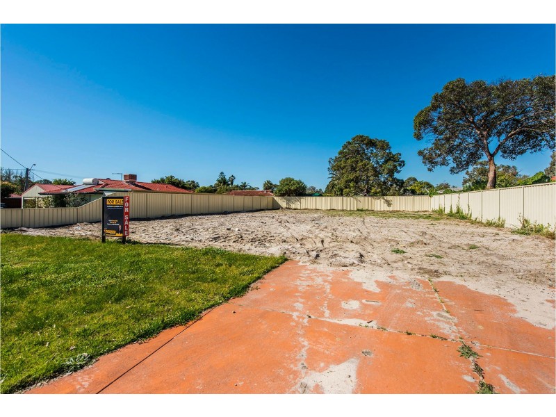 5 Marden Rd, Thornlie WA 6108