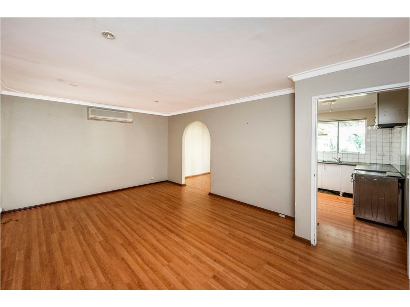 4 Bridgwood Road, Lesmurdie WA 6076