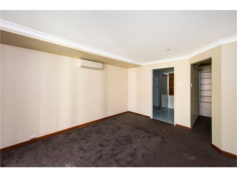 4 Bridgwood Road, Lesmurdie WA 6076