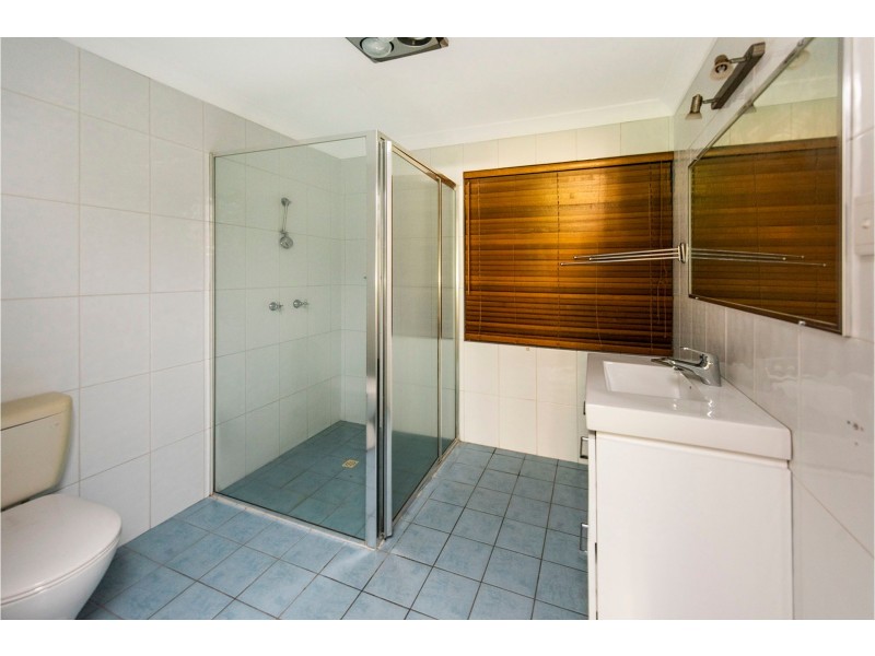 4 Bridgwood Road, Lesmurdie WA 6076