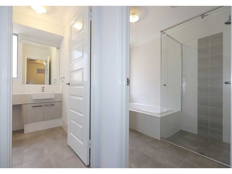 5 Seabrook Chase, Helena Valley WA 6056