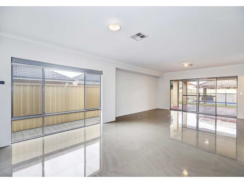 5 Seabrook Chase, Helena Valley WA 6056