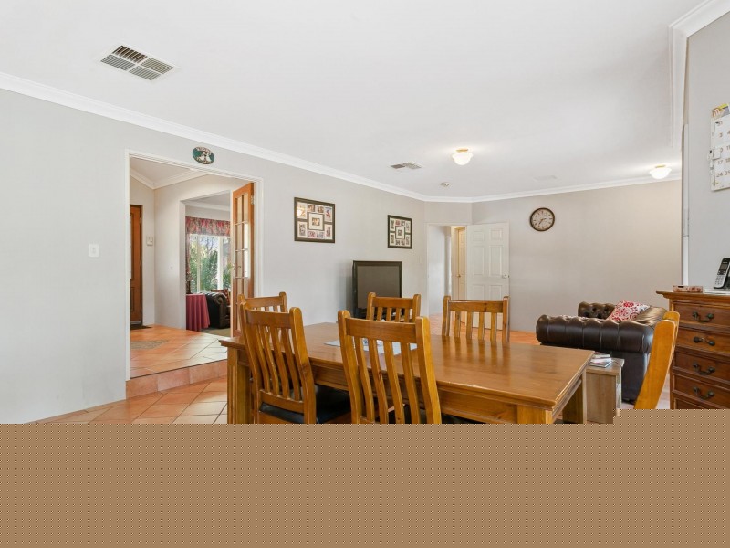 31 Maud Road, Maida Vale WA 6057