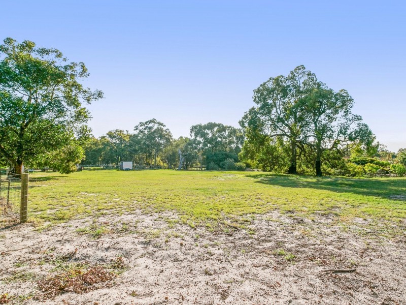 31 Maud Road, Maida Vale WA 6057