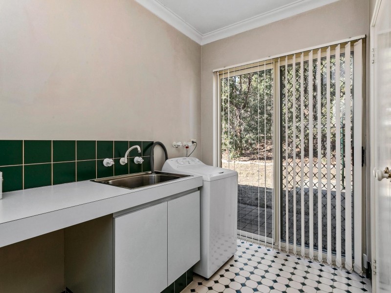 31 Maud Road, Maida Vale WA 6057