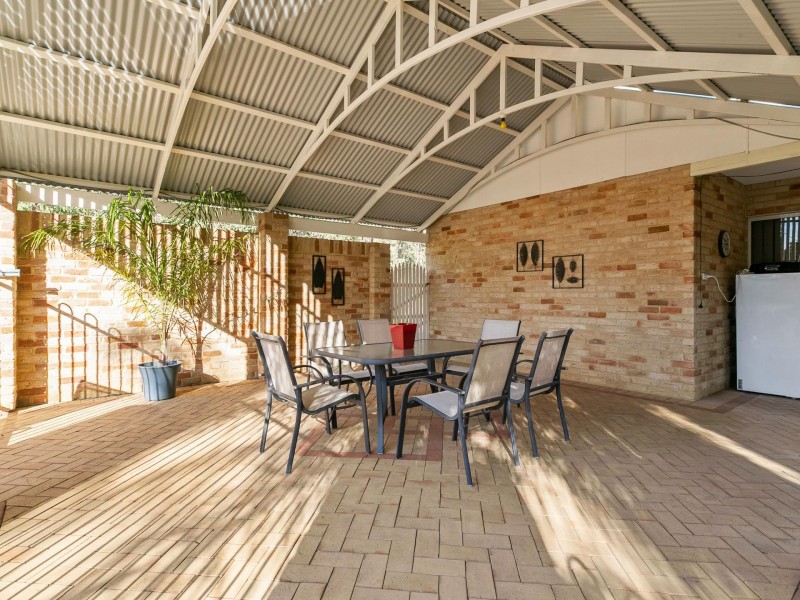 31 Maud Road, Maida Vale WA 6057