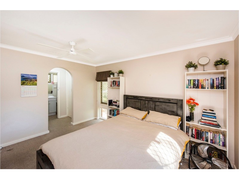 113 Lesmurdie Road, Lesmurdie WA 6076