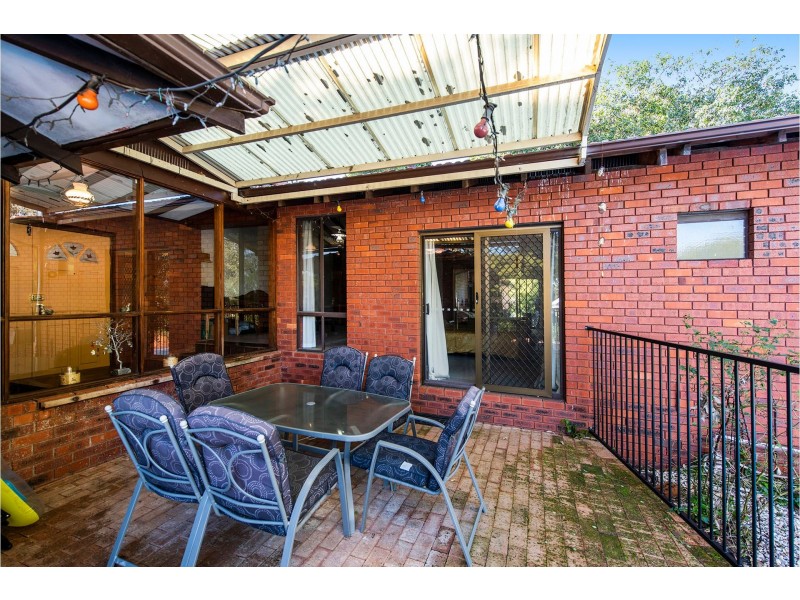 113 Lesmurdie Road, Lesmurdie WA 6076