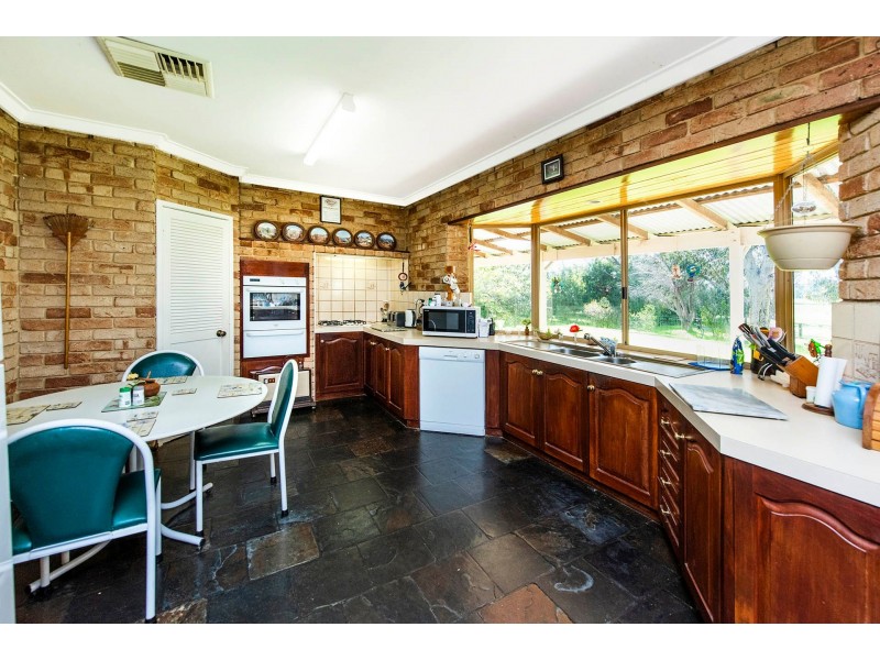 222 Utley Road, Serpentine WA 6125