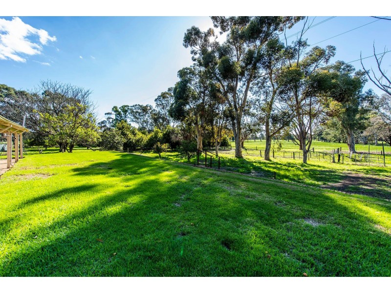 222 Utley Road, Serpentine WA 6125