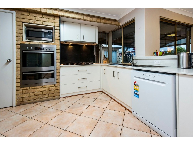 5 Cosson Way, High Wycombe WA 6057