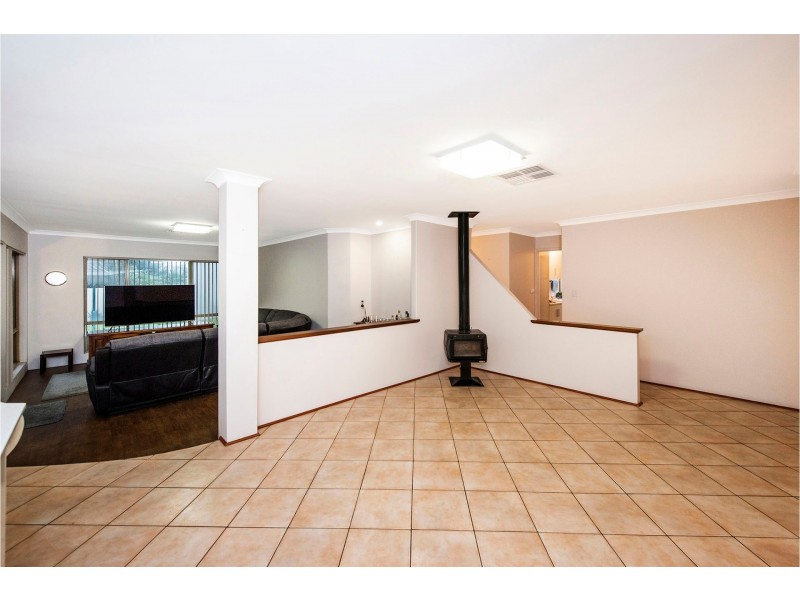 5 Cosson Way, High Wycombe WA 6057