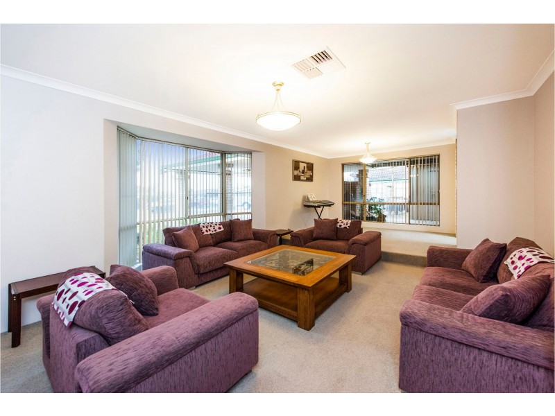 5 Cosson Way, High Wycombe WA 6057