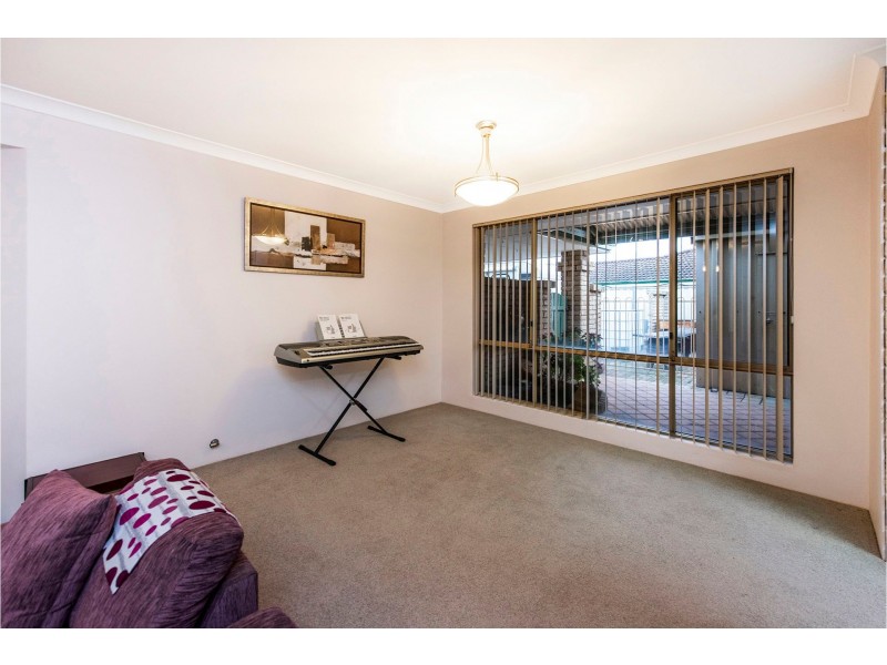 5 Cosson Way, High Wycombe WA 6057