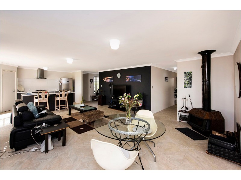 7A Richards Road, High Wycombe WA 6057